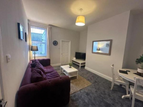 Hambledon-Downstairs 2Bed flat